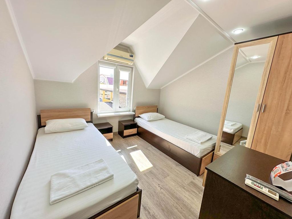 Двухместный номер с 2 отдельными кроватями стандарт