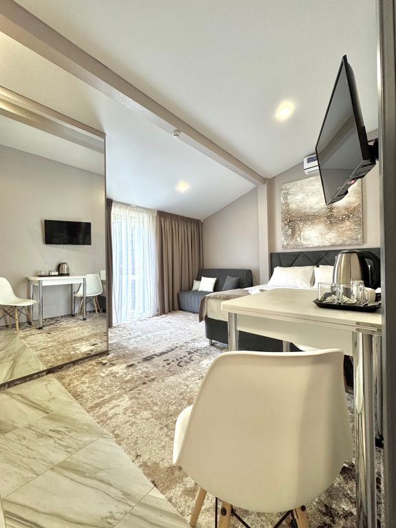 Трёхместный номер улучшенный