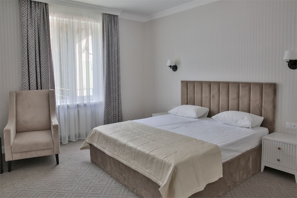 Двухместный номер с 1 кроватью улучшенный