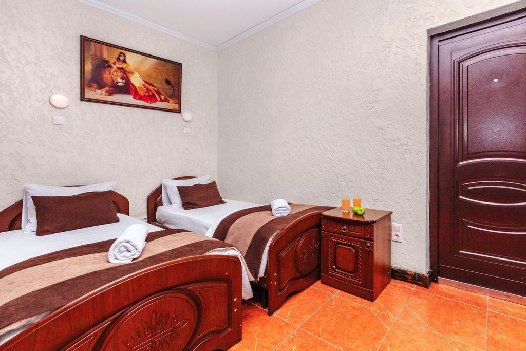 Двухместный номер с 2 отдельными кроватями стандарт с балконом