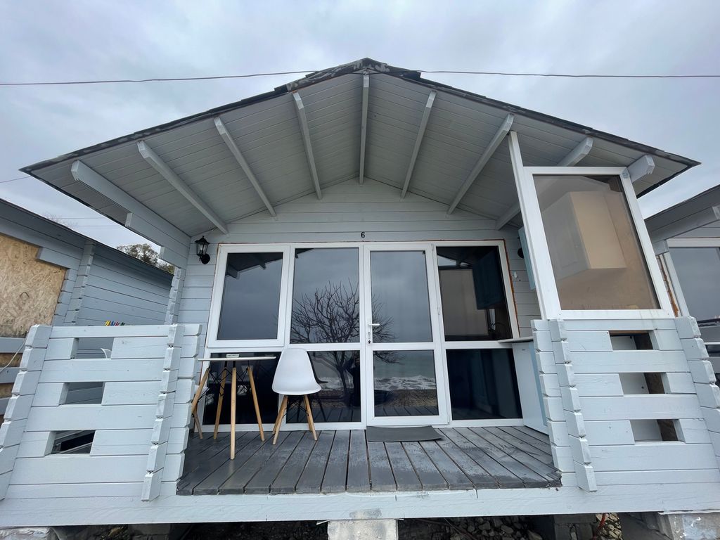 Семейный номер улучшенный с видом на море