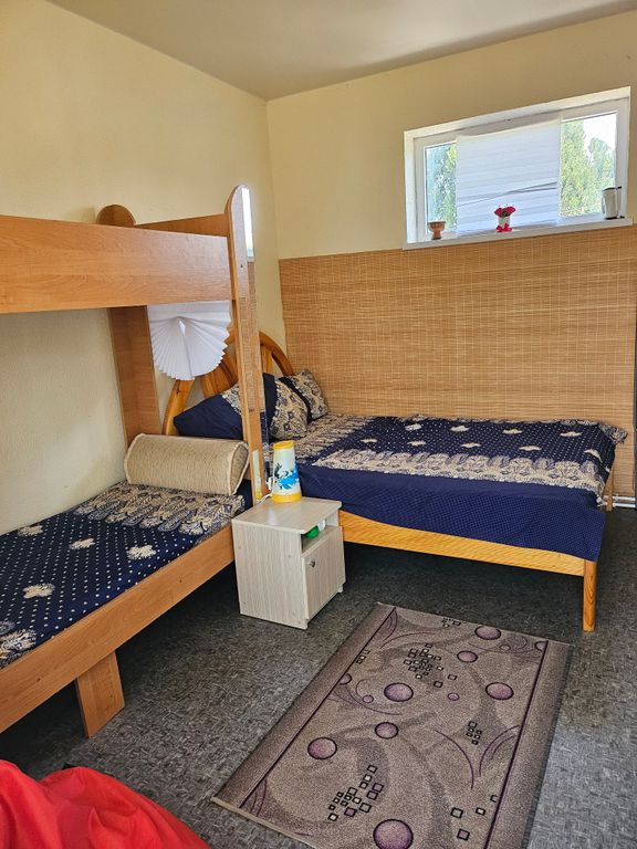 Четырёхместный номер семья, с удобствами, кондиционером и террасой