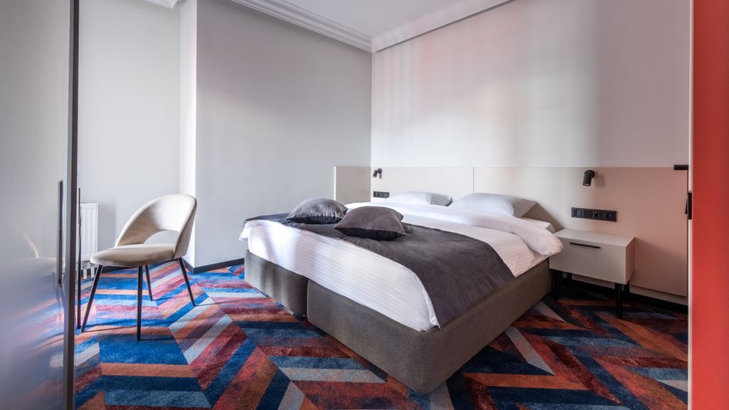 Двухместный номер с 1 кроватью Комфорт с балконом