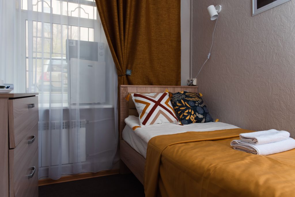 Одноместный номер с общей ванной комнатой