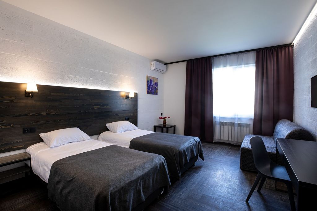 Трёхместный номер студия