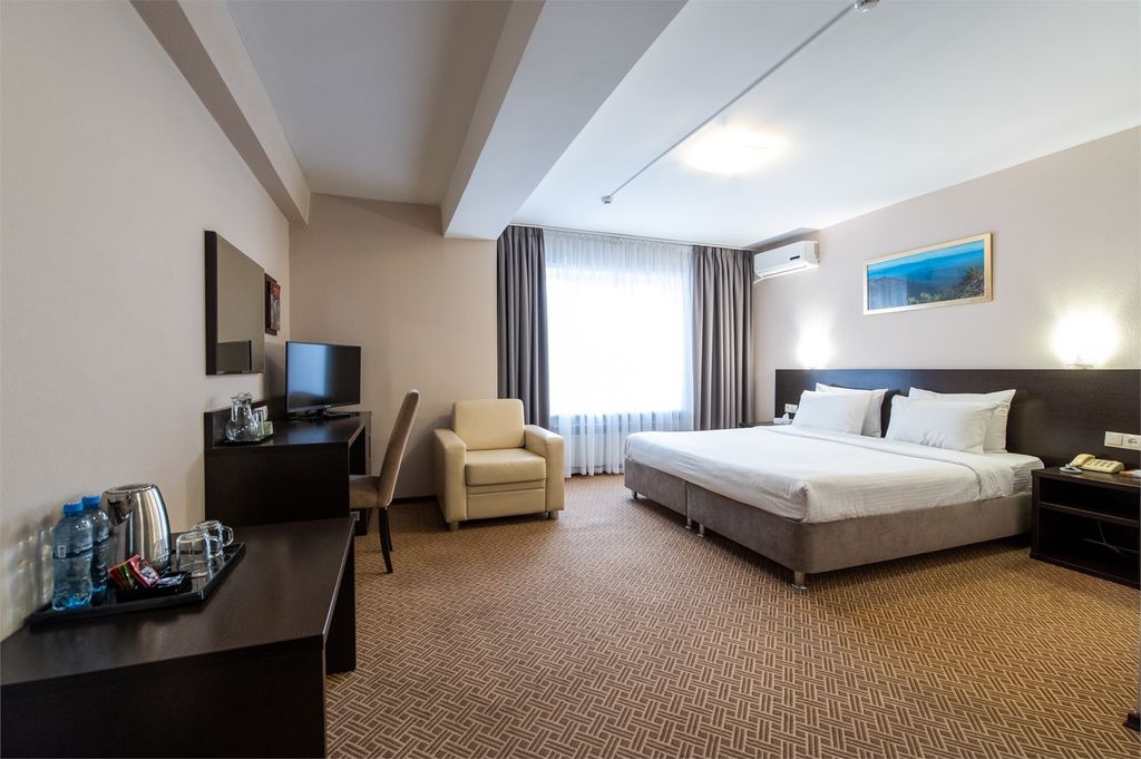 Двухместный номер с 1 кроватью джуниор сюит