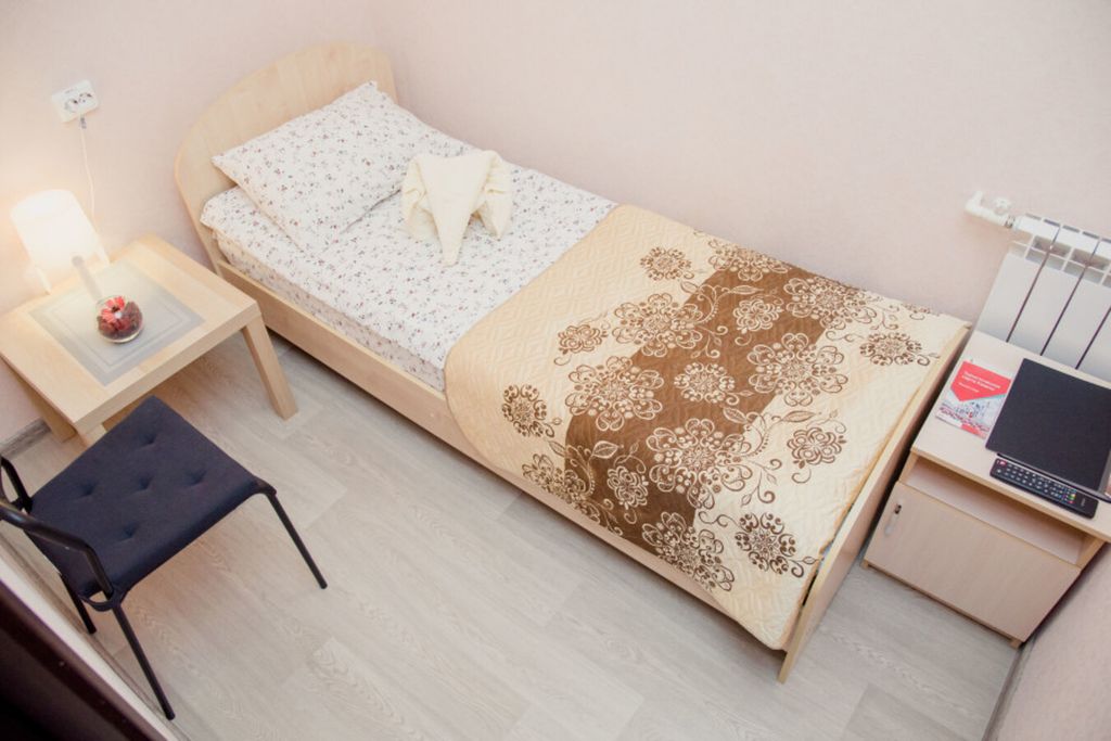 Одноместный номер бюджетный с общей ванной комнатой