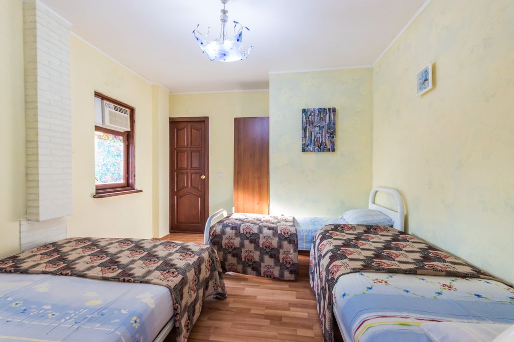 Четырёхместный номер стандарт 10