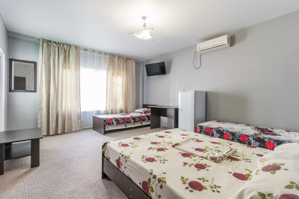 Четырёхместный номер стандарт