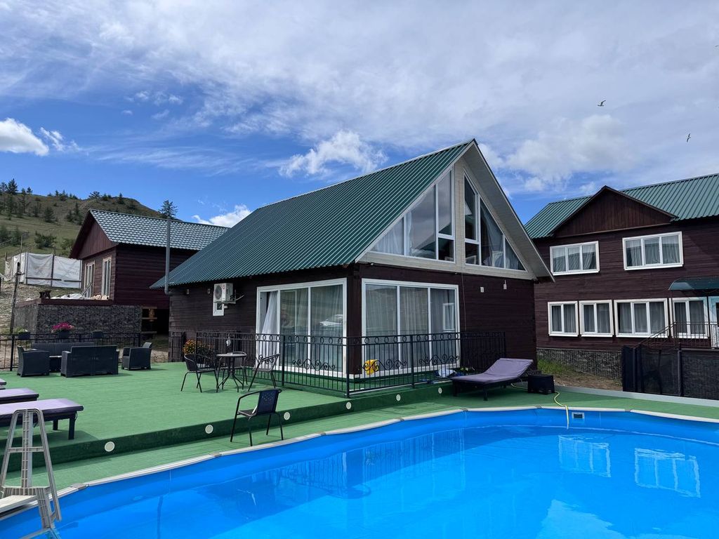 Дом шестиместный