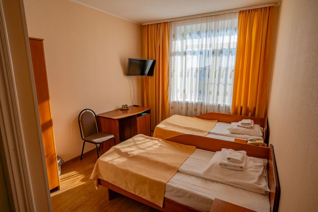 Двухместный номер с 2 отдельными кроватями Эконом 2-местный