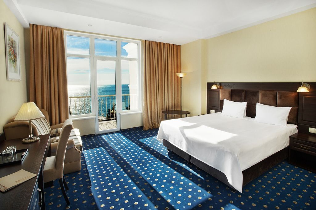 Двухместный номер с 2 отдельными кроватями Делюкс с видом на море