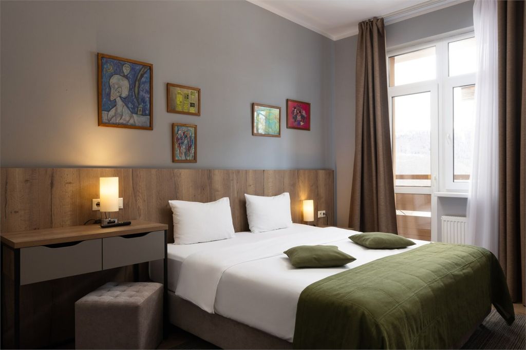 Семейный номер 3-комнатный стандарт с балконом