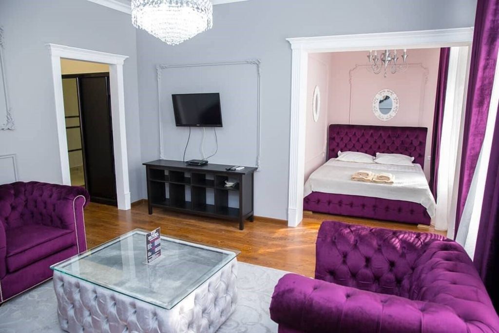 Двухместный номер с 1 кроватью 5 номер Полулюкс