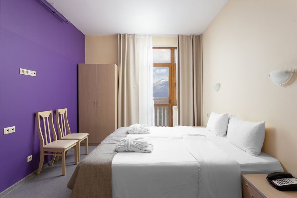 Двухместный номер с 1 кроватью Двухкомнатный без балкона