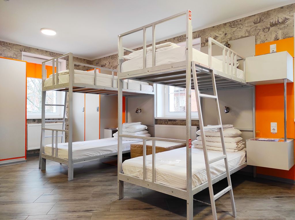 Многоместный смешанный номер нижнее место