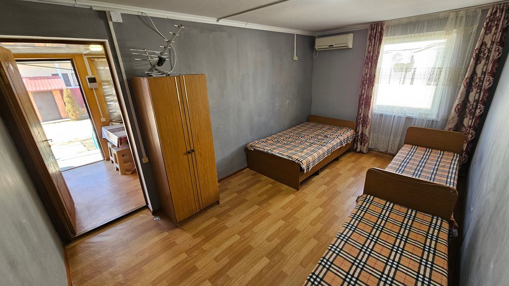 Четырёхместный номер Четырёхместный стандарт (№1)