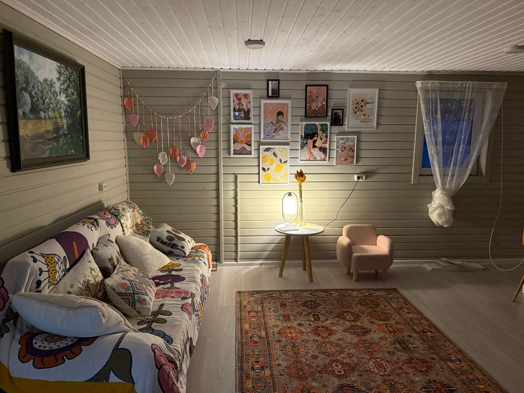 Дом экодомик на озере Селигер