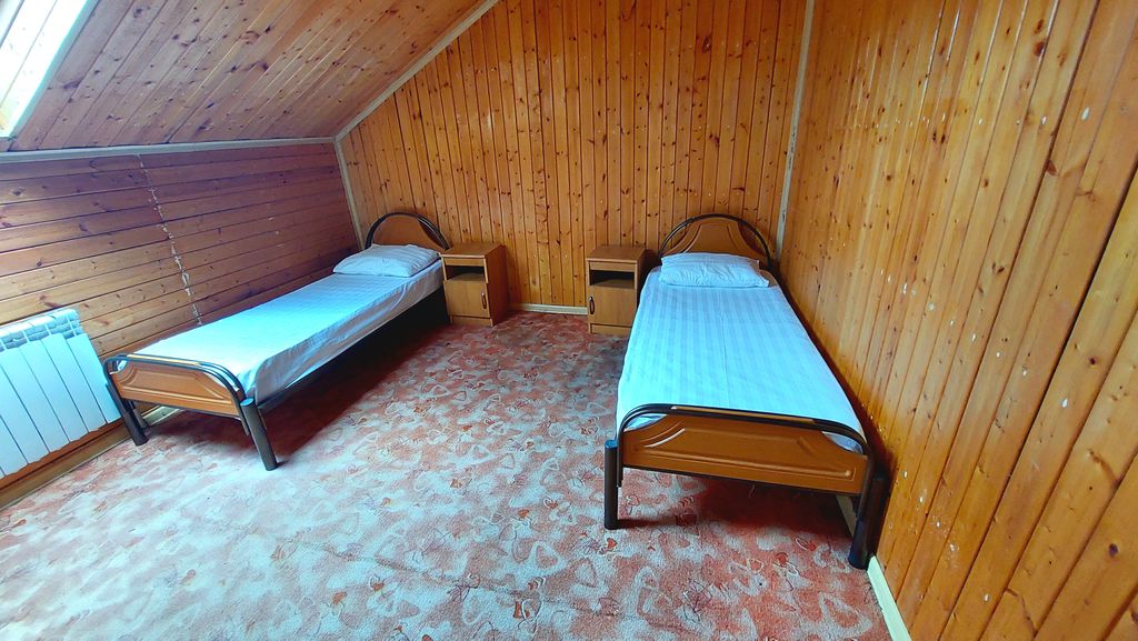 Двухместный номер с 2 отдельными кроватями эконом