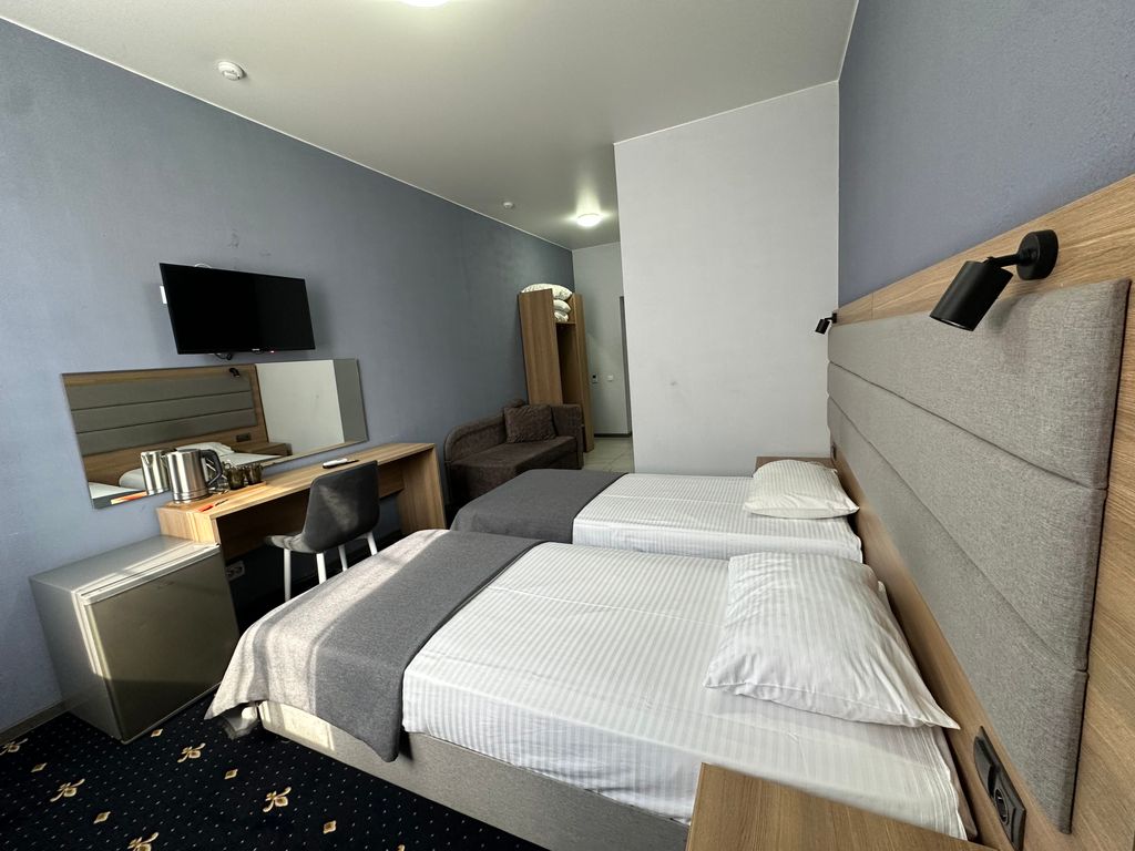 Двухместный номер с 2 отдельными кроватями 1 комн DBL (Double) Люкс 2 места