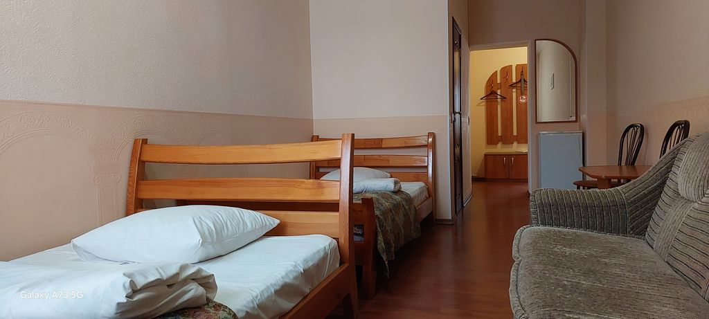 Двухместный номер с 2 отдельными кроватями Стандарт 2-хместный раздельные кровати ( 120 см) ( № 304)