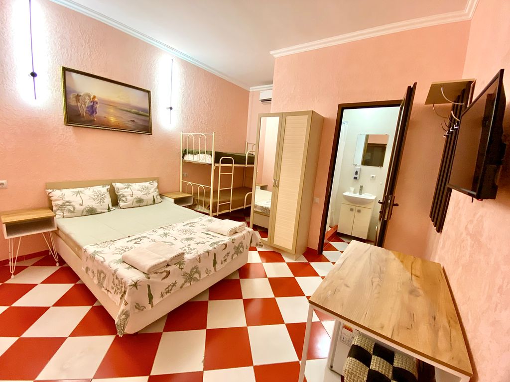 Четырёхместный номер стандарт