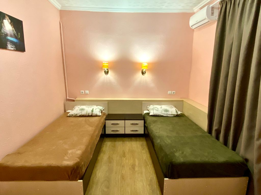 Двухместный номер с 2 отдельными кроватями эконом