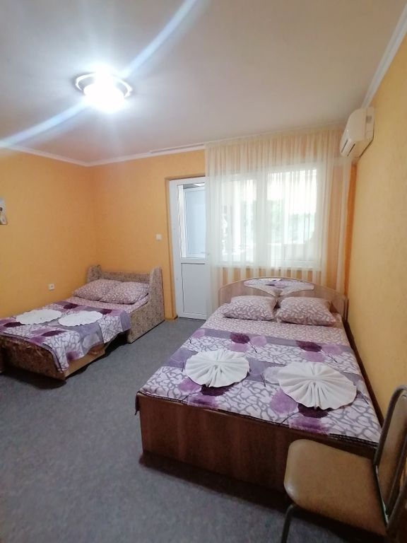 Четырёхместный номер 10