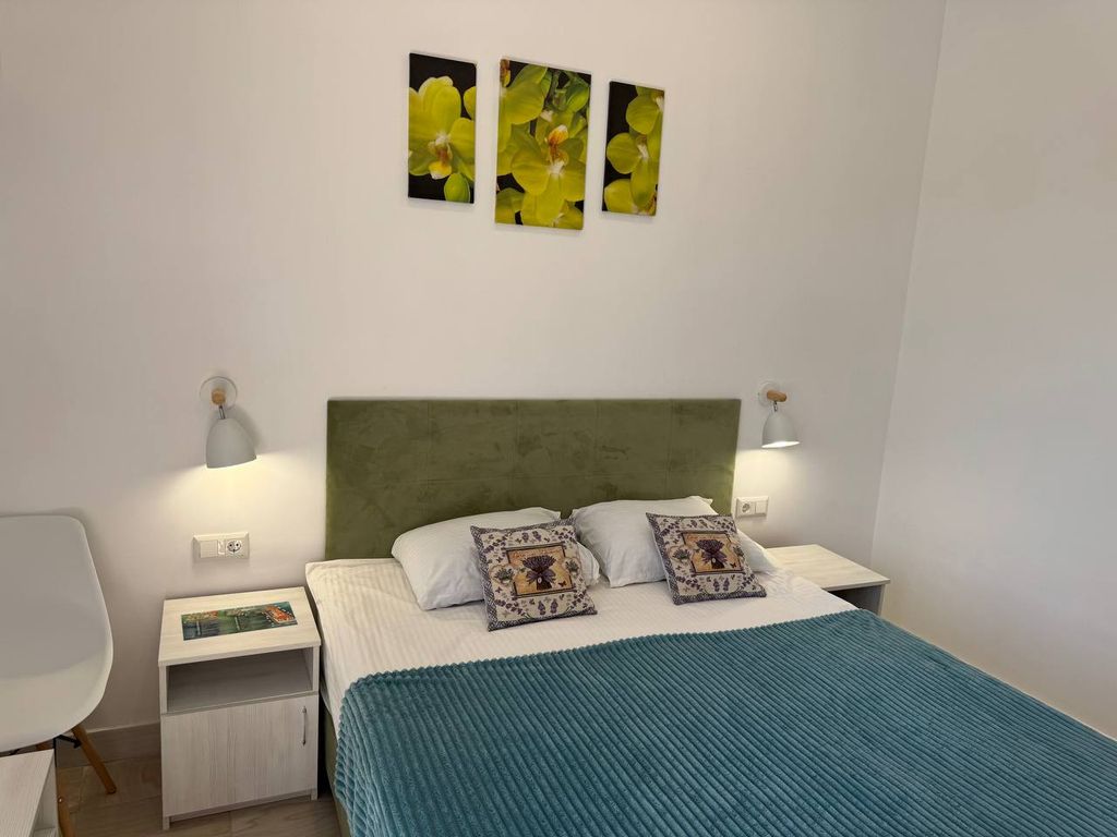 Дом Однокомнатный домик с кухней