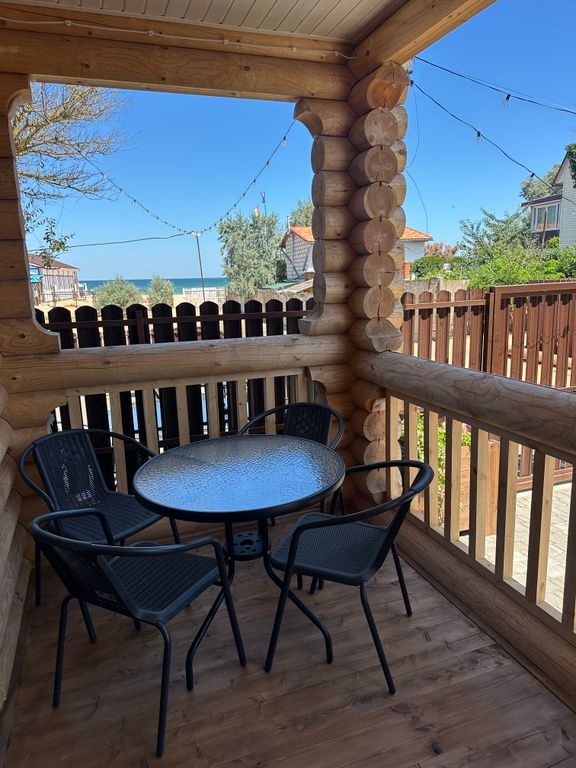 Семейный номер улучшенный с видом на море