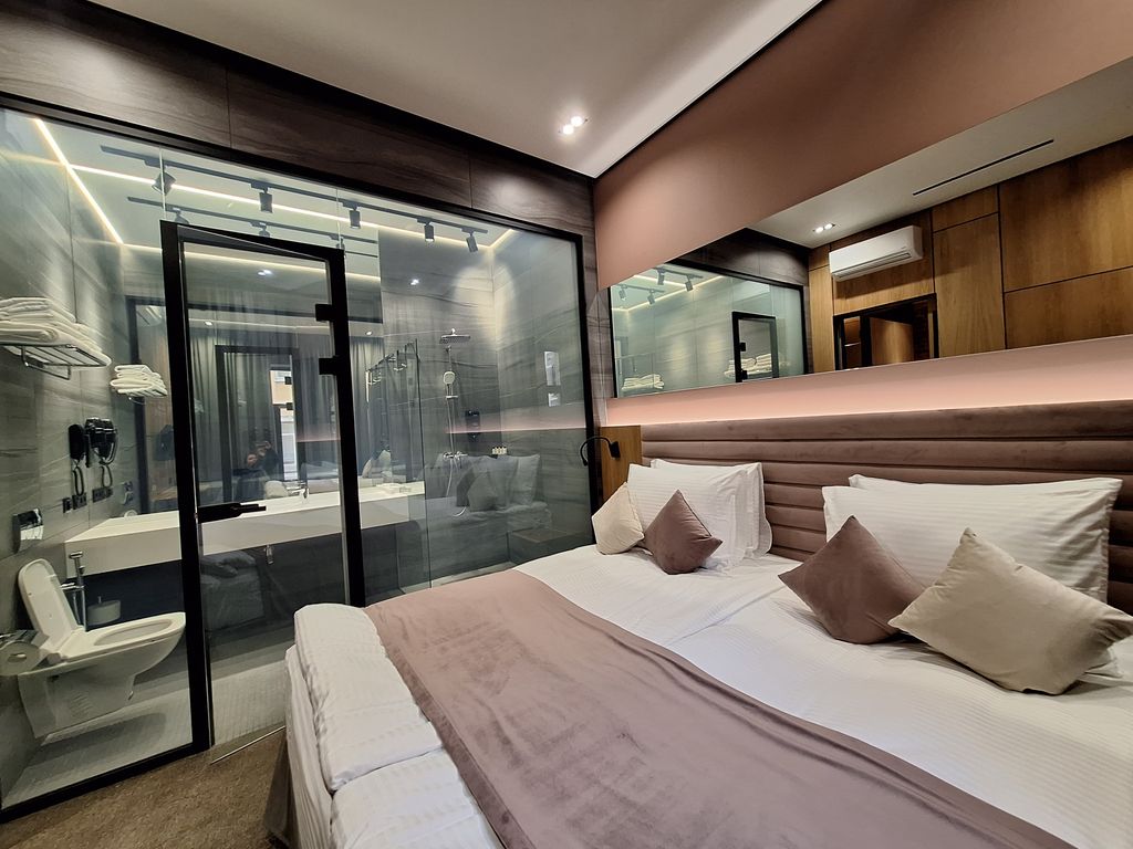 Двухместный номер с 1 кроватью Люкс