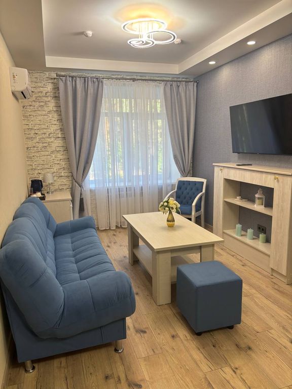 Трёхместный номер люкс