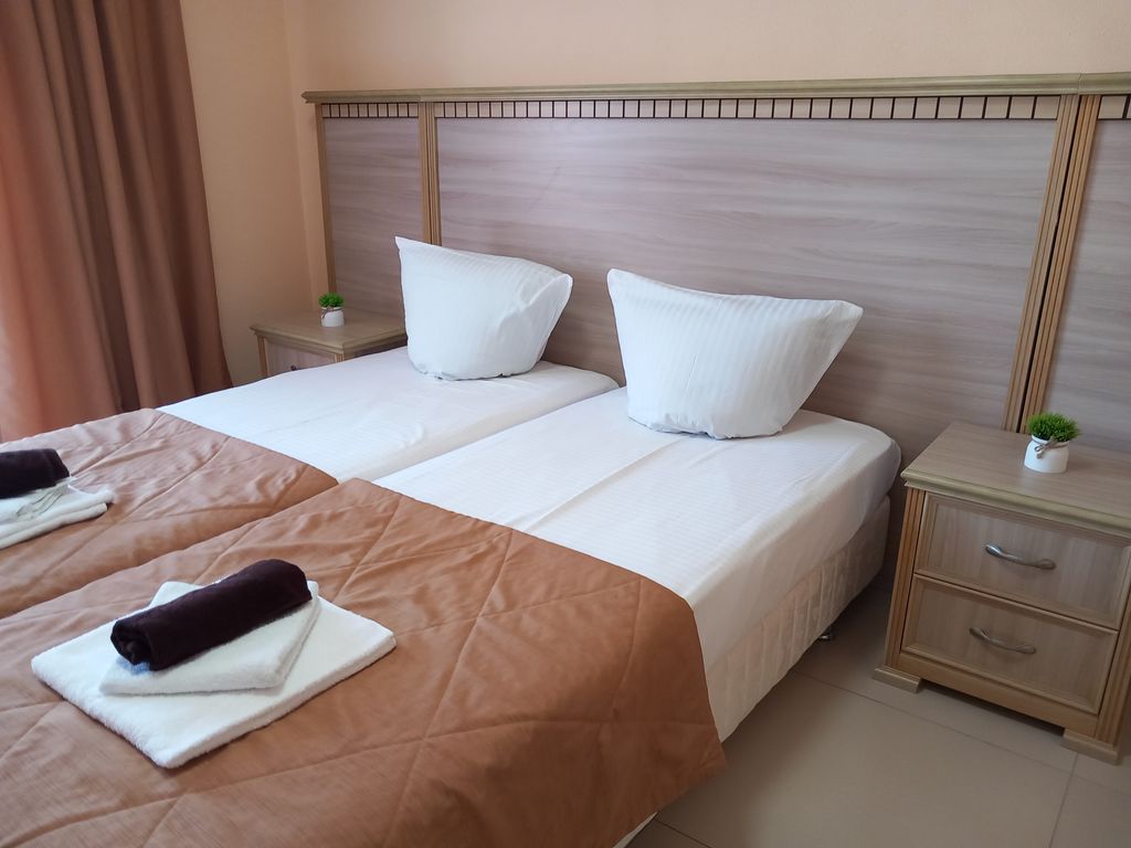 Двухместный номер с 2 отдельными кроватями стандарт