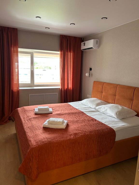 Четырёхместный номер Улучшенный с лоджией