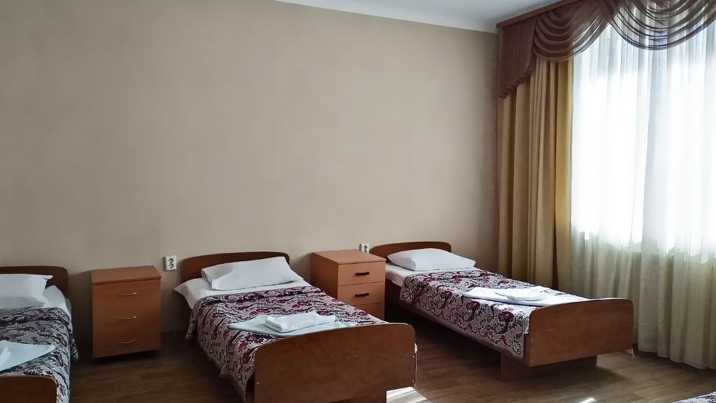 Многоместный смешанный номер эконом 6-местный 2-х комнатный