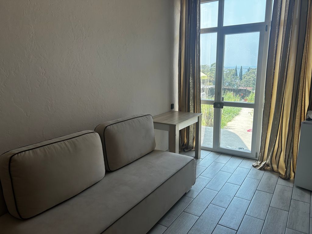 Четырёхместный номер улучшенный с видом на море