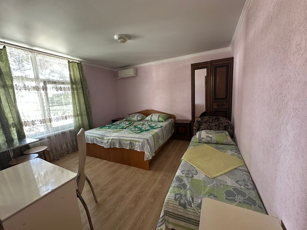 Трёхместный номер стандарт