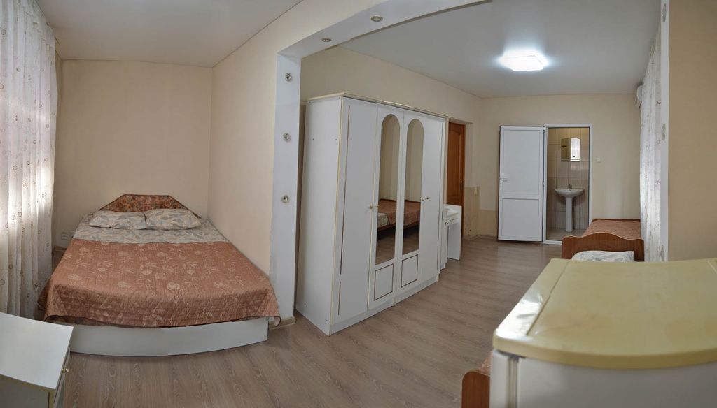 Четырёхместный номер с удобствами