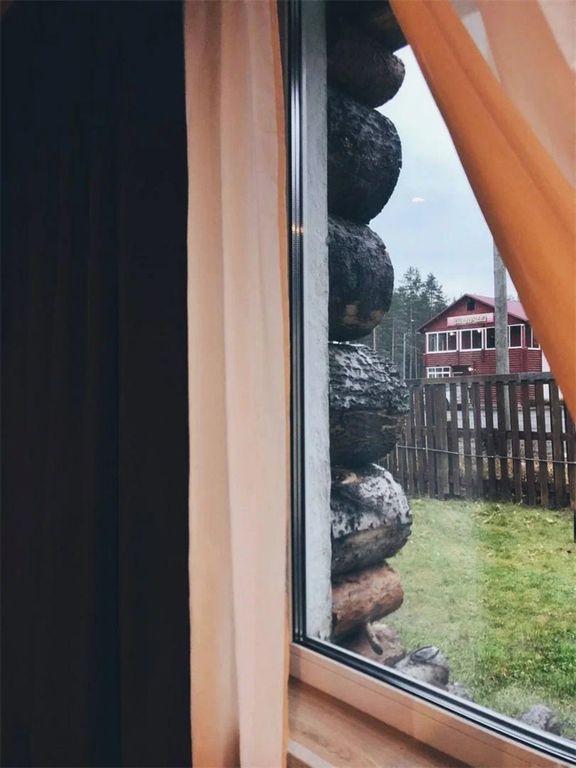 Трёхместный номер дом полярника №1