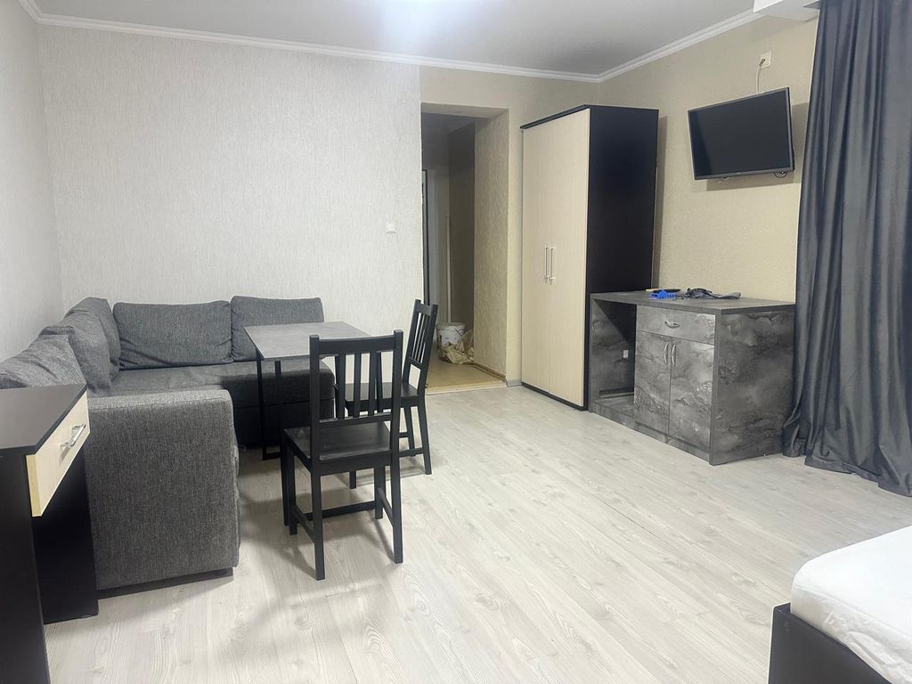 Многоместный смешанный номер шести местный стандарт