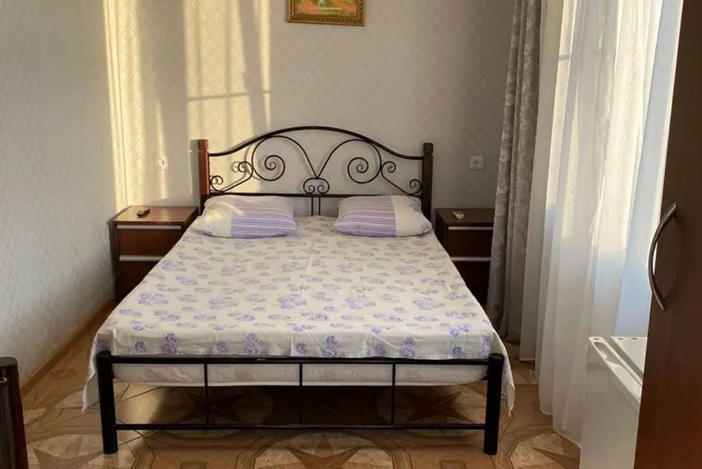 Трёхместный номер с видом на море