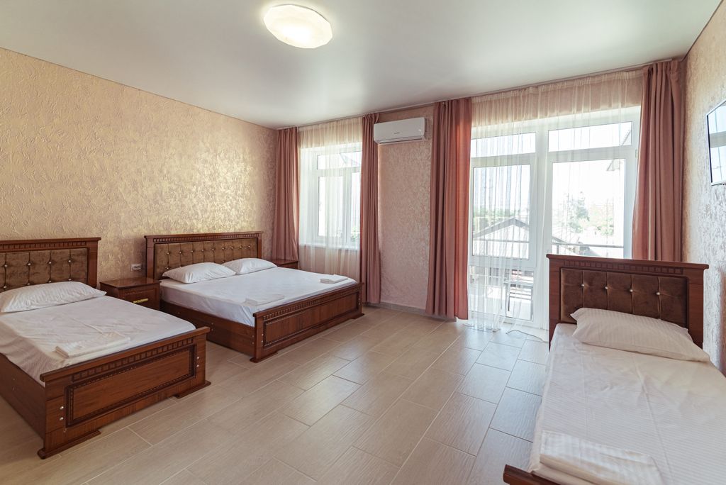 Четырёхместный номер стандарт