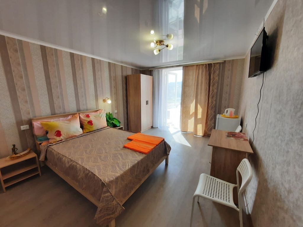 Двухместный с 1 кроватью люкс с видом на горы