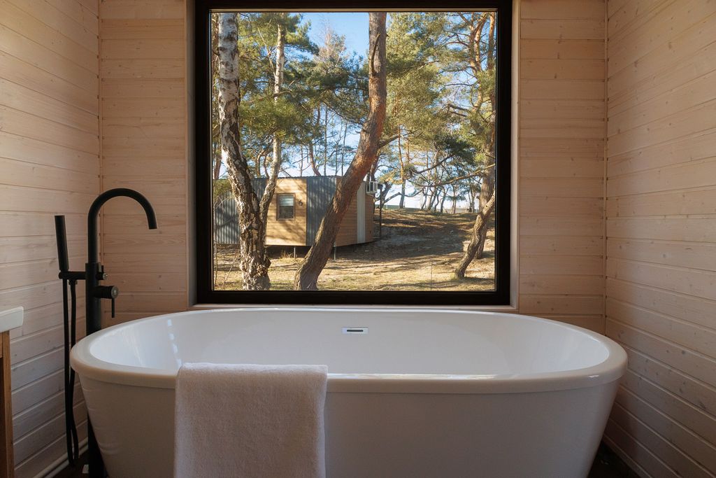 Дом с ванной