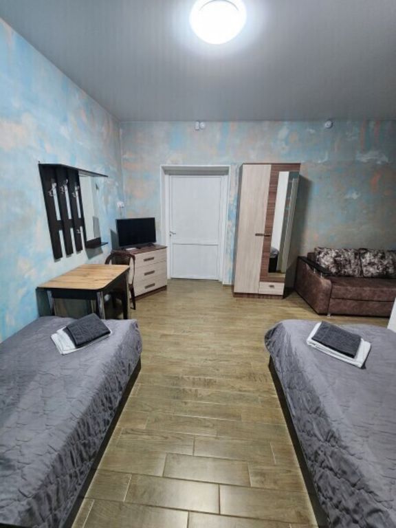 Четырёхместный номер семейный номер с бассейном