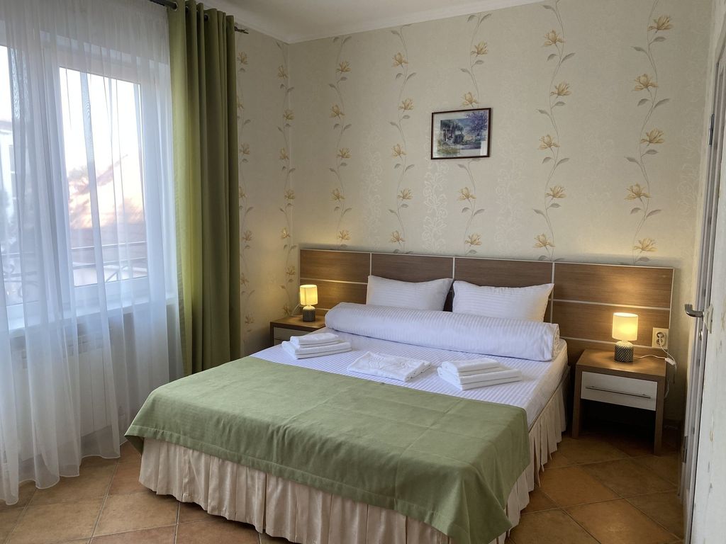 Двухместный номер с 1 кроватью 2-х местный номер с балконом