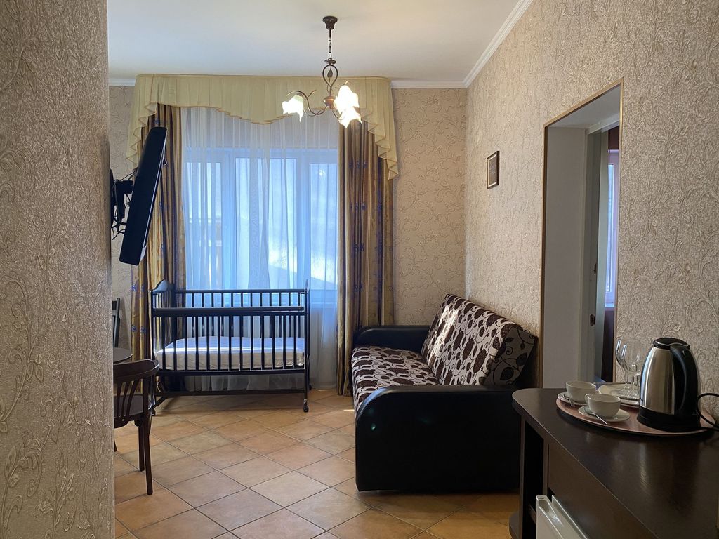 Семейный номер Семейный Двухкомнатный номер с балконом