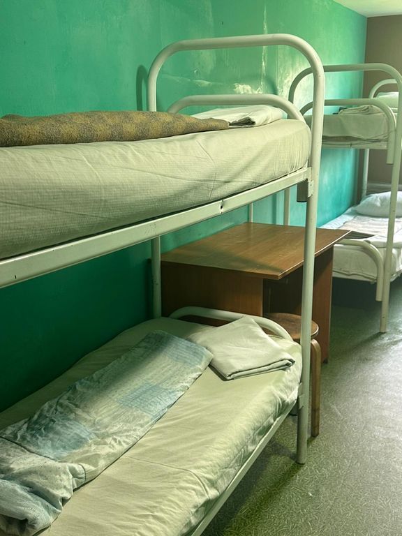 Многоместный мужской номер 6-местный мужской номер