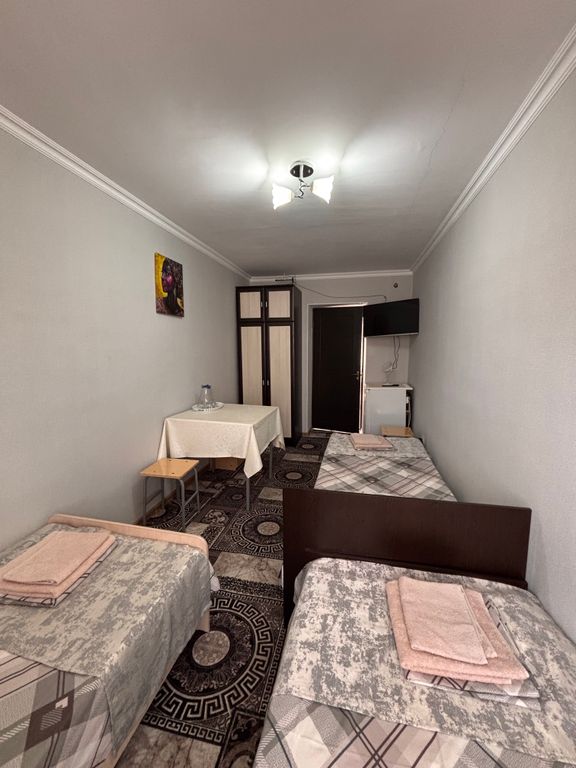 Трёхместный номер стандарт с видом на горы