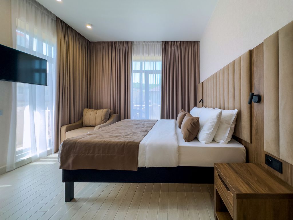 Двухместный номер с 1 кроватью стандарт с балконом